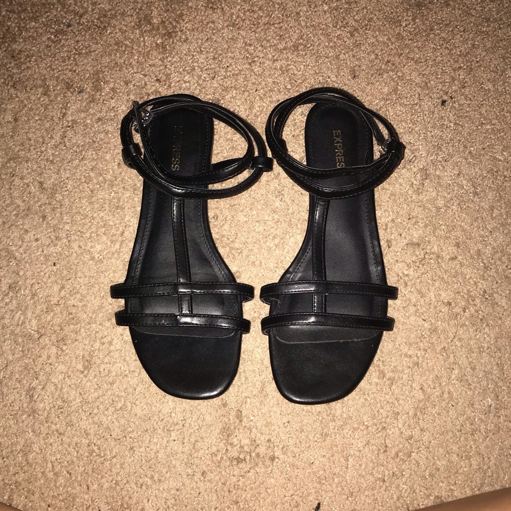 only worn about 3 times